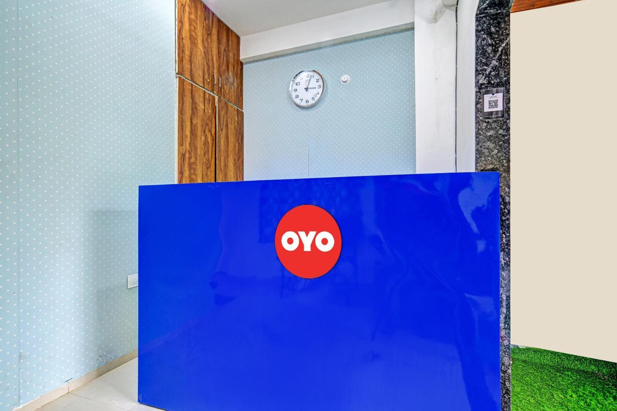 Oyo Flagship Hotel Blue Tick Indore Exterior photo